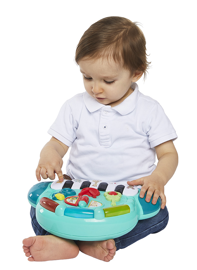 230799 Piano’folies Sophie la girafe 1