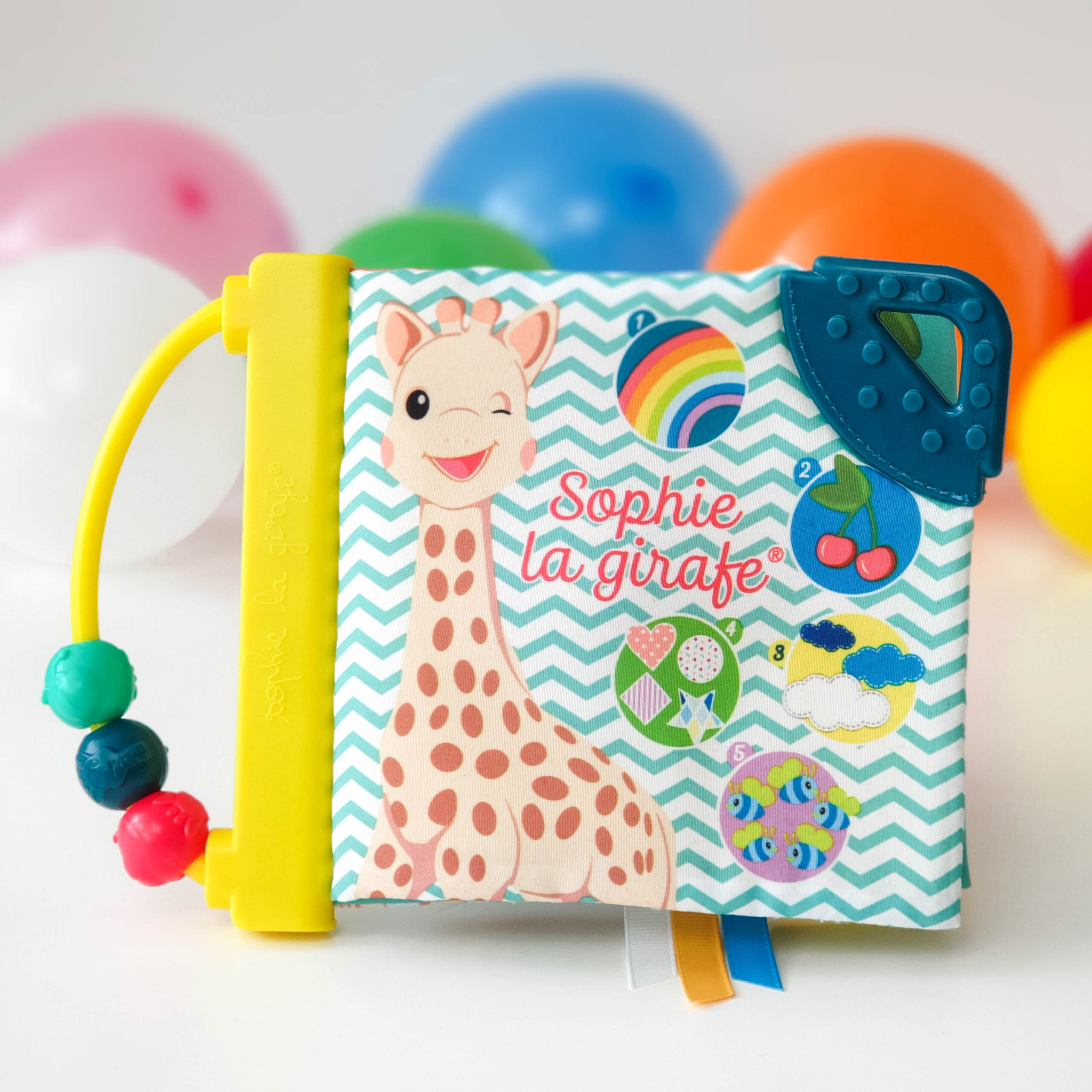 230803 – Early learning book Sophie la girafe – social media visual 1