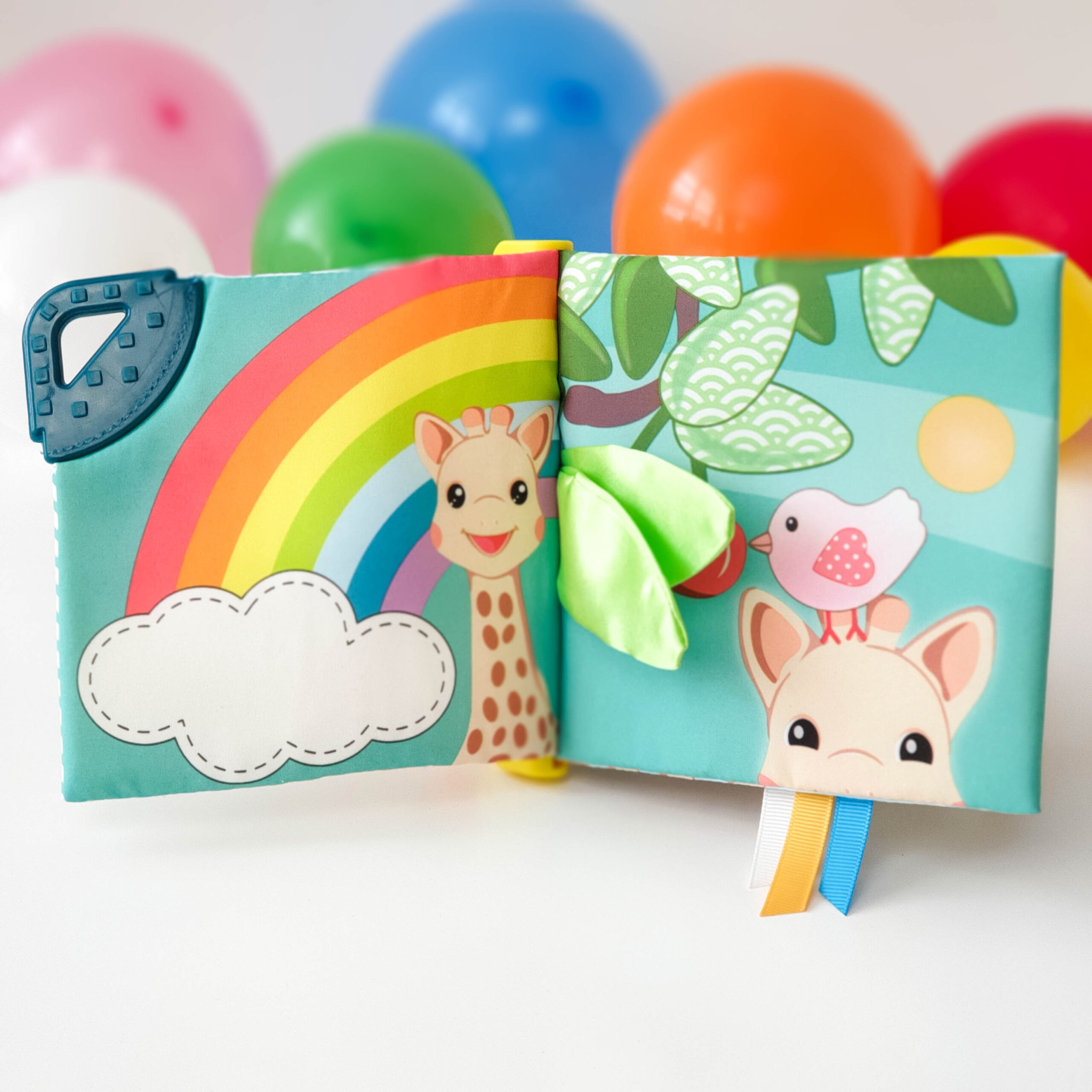 230803 – Early learning book Sophie la girafe – social media visual 2