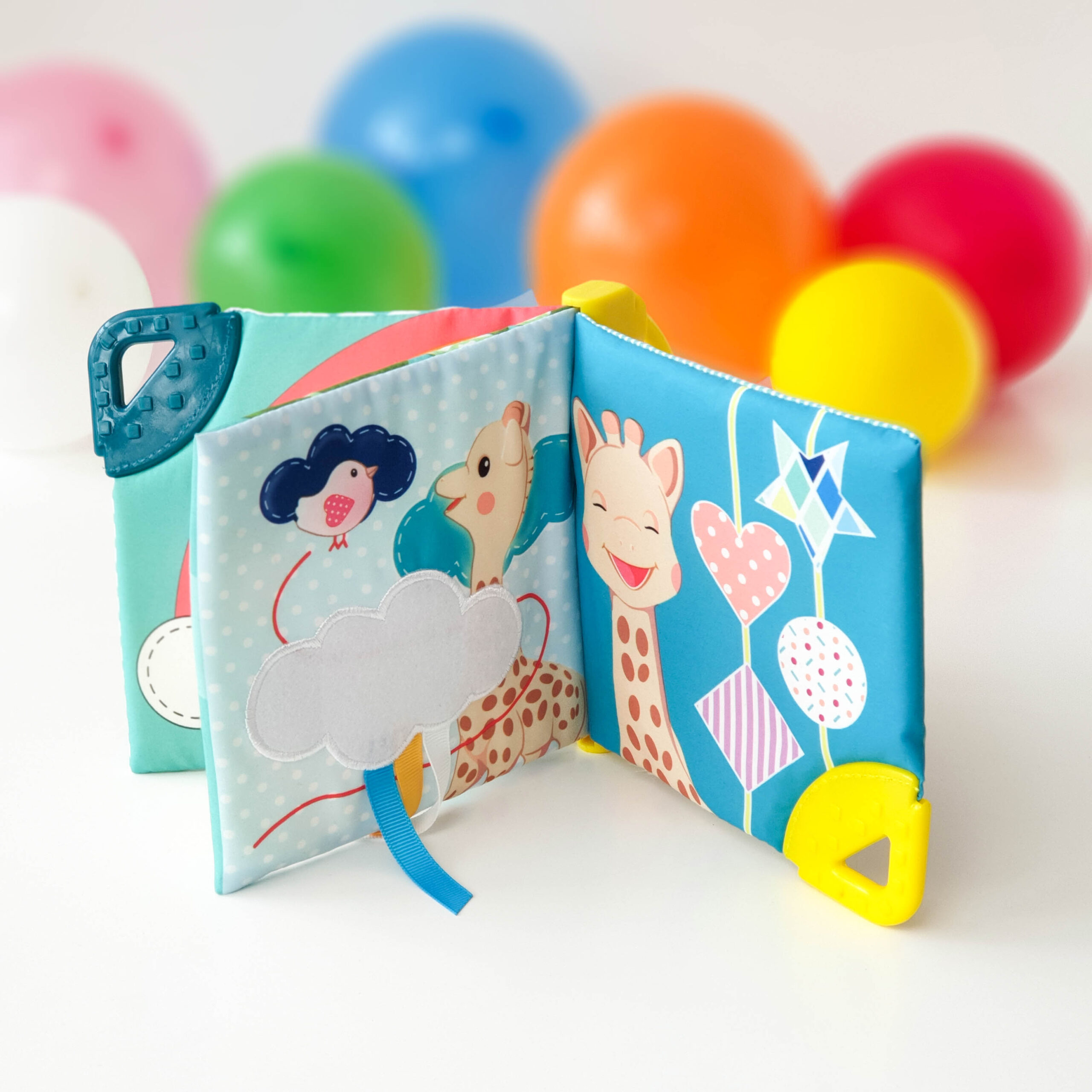 230803 – Early learning book Sophie la girafe – social media visual 3