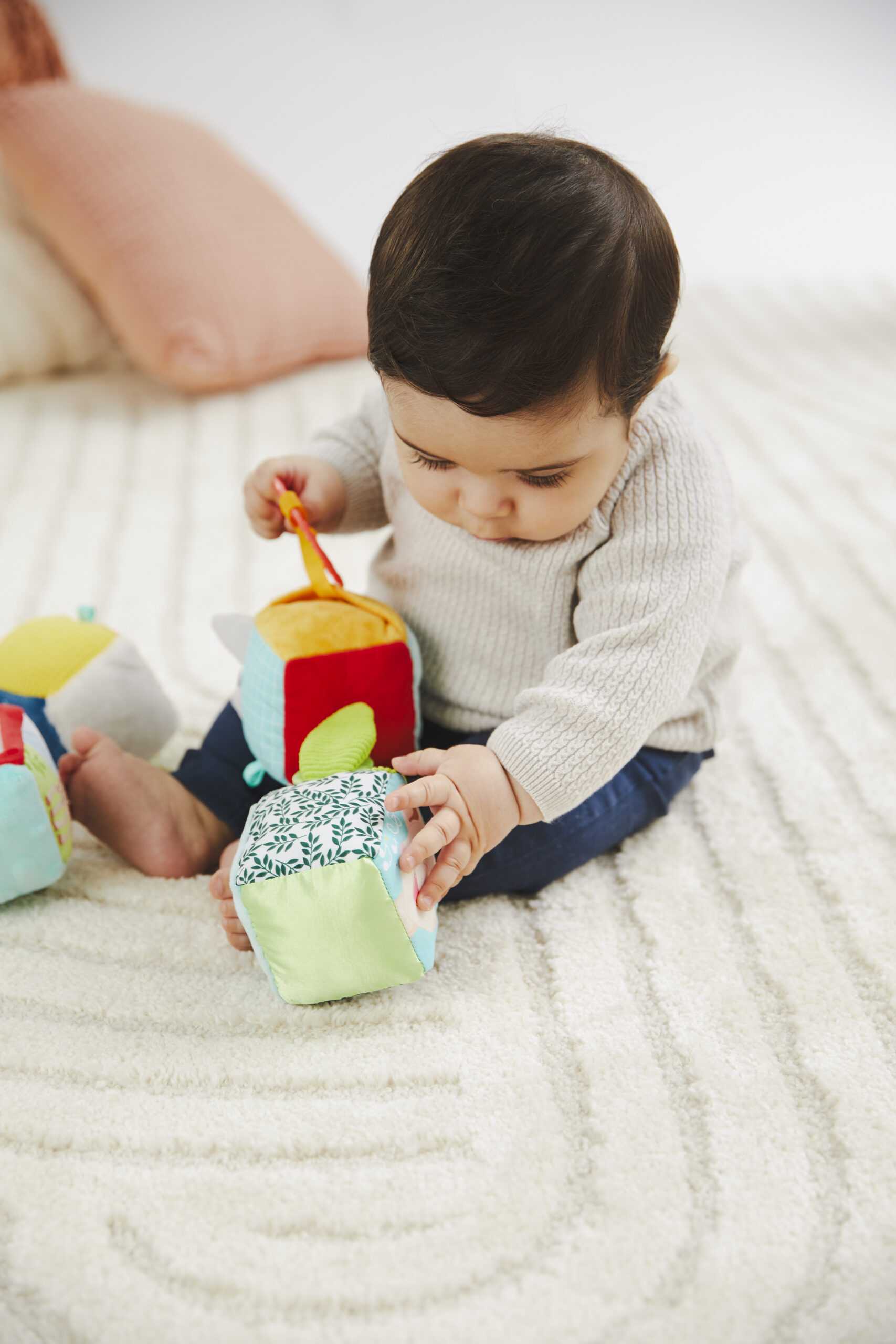 230856 – Multi’activities Cubes 11